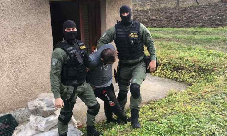 Maglajlija uhapšen nakon zloupotrebe dopusta, krađe vozila i pljačke benzinske pumpe