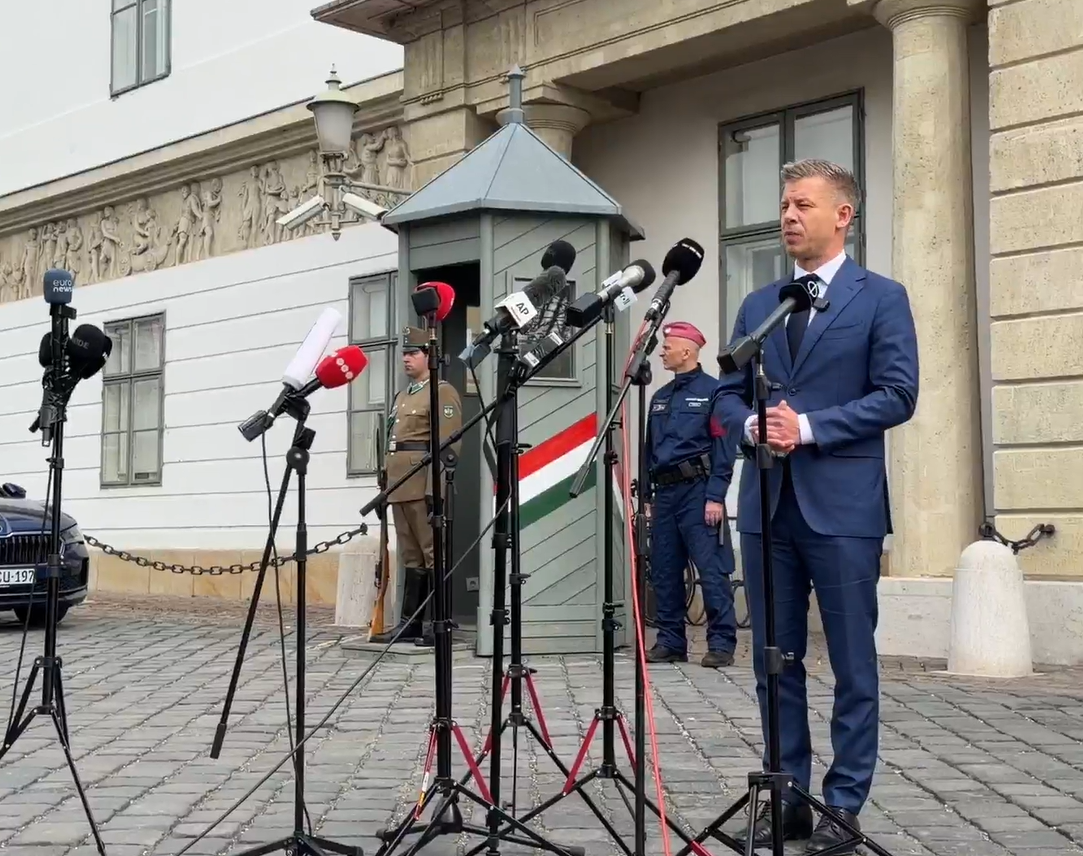 Magyar zatražio od predsjednika Mađarske da odstupi