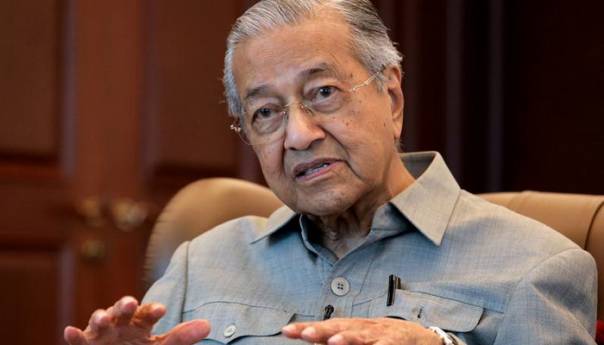 Mahathir prvi put izgubio na izborima u 53 godine