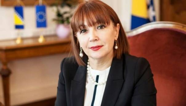 Mahmutbegović: Raditi na popravljanju položaja žene moramo svi zajedno