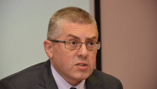 Mahmutović: Intenzivirati provođenje mjera za oporavak privrede