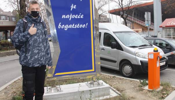 Maidu Redžiću skinuti konci, slijedi oporavak operisanog koljena