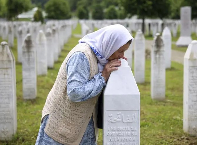Majkama Srebrenice dosta praznih riječi: Nemojte se začuditi našem odgovoru