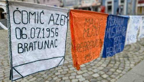 Majke Srebrenice prvi put spriječene izaći na prosvjede u Tuzli