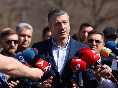 Makedonski premijer: Preuzimam moralnu odgovornost, ali ne dajem ostavku