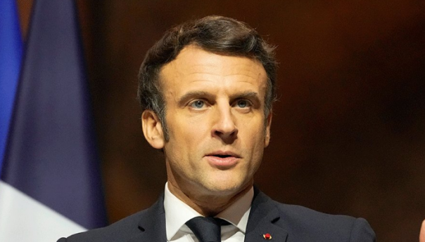 Macron: Ukrajini otvoren put ka EU