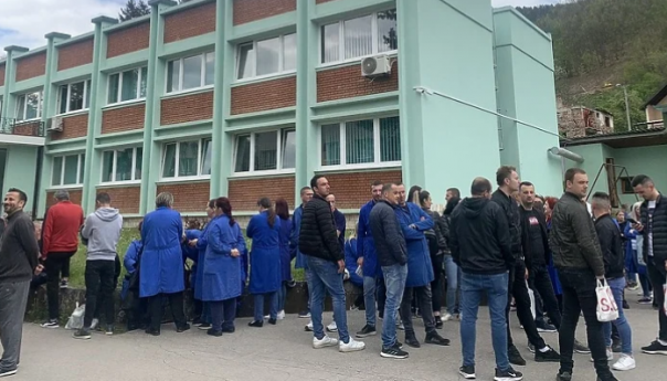 Mali dioničari Ginexa pisali Džindiću: Traže smjenu NO