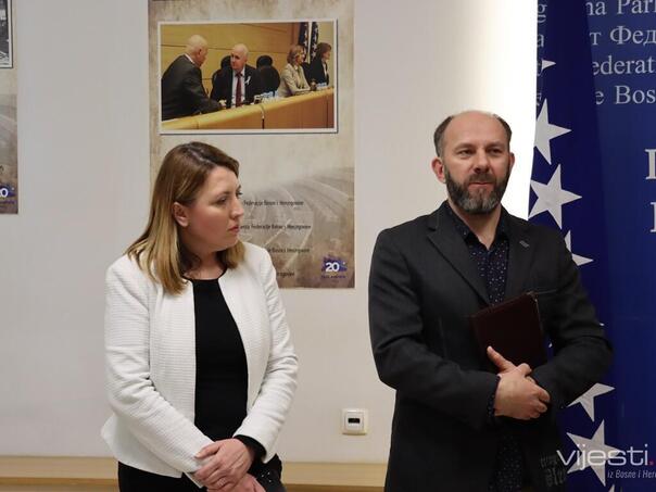 Mali privrednici: Ako ne povučete odluku, imaćete 'bosansko proljeće'