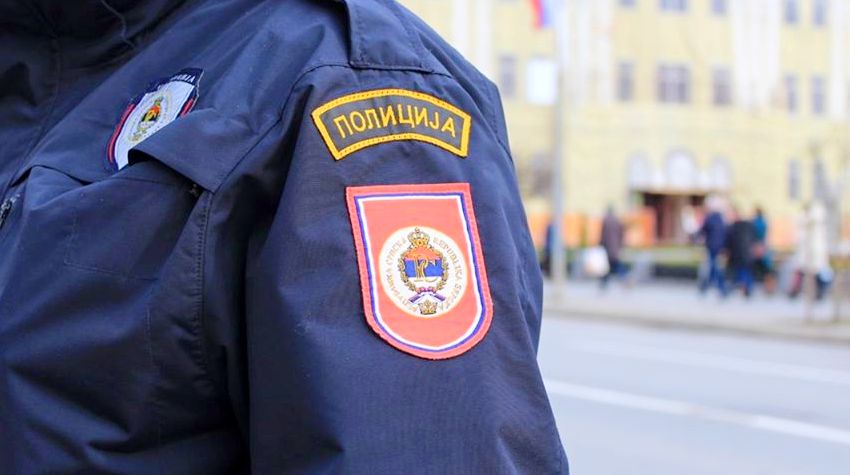 Maloljetnici pod dejstvom opojnih droga i alkohola napali policijske službenike