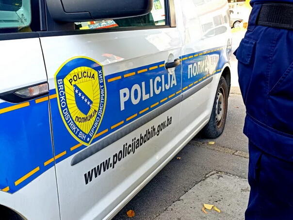 Maloljetno dijete teško povrijeđeno u saobraćajnoj nesreći kod Brčkog