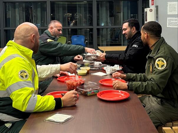 Mamdani prisustvovao sehuru s radnicima komunalnih službi Njujorka