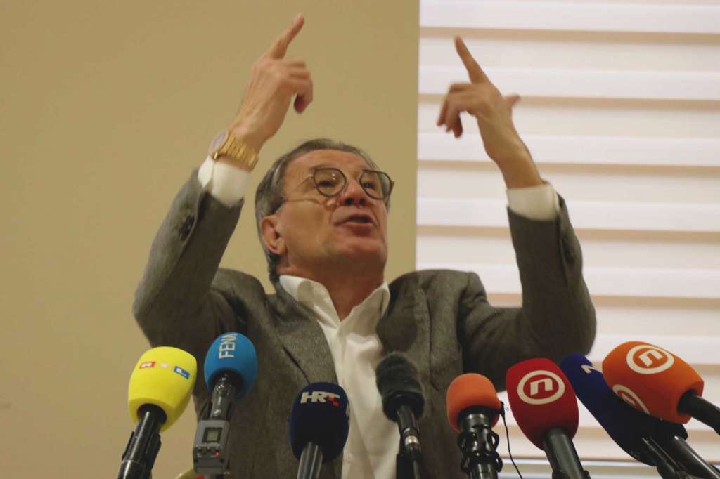 Mamić nije uspio: Antolić ostaje u Dinamu