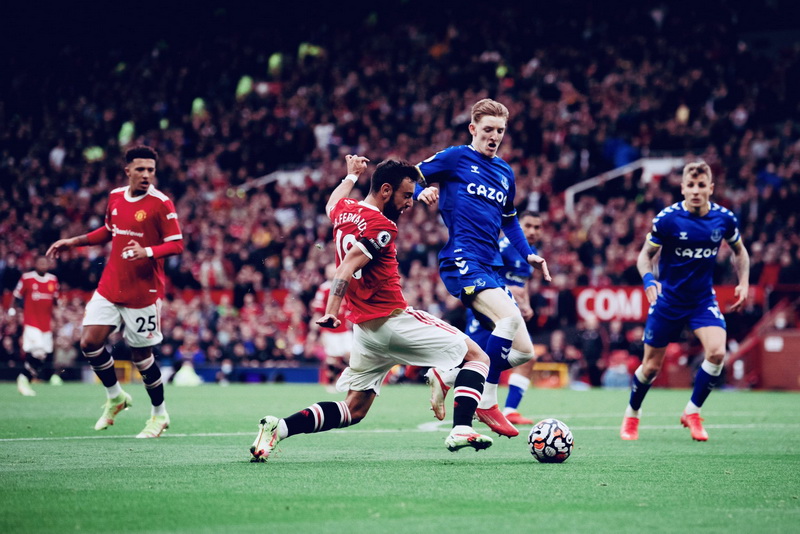 Manchester United rasipa bodove na Old Traffordu!