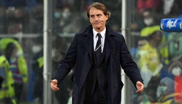 Mancini ostaje selektor Italije