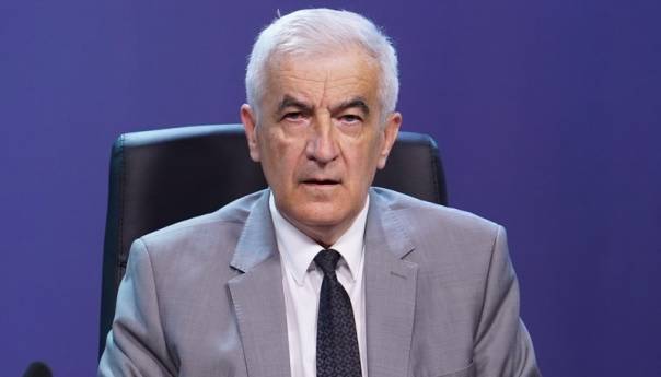 Mandić: 770 zaraženih u FBiH, 15 osoba na respiratoru