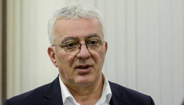Mandić: Ako ne padne zakon, pašće Vlada