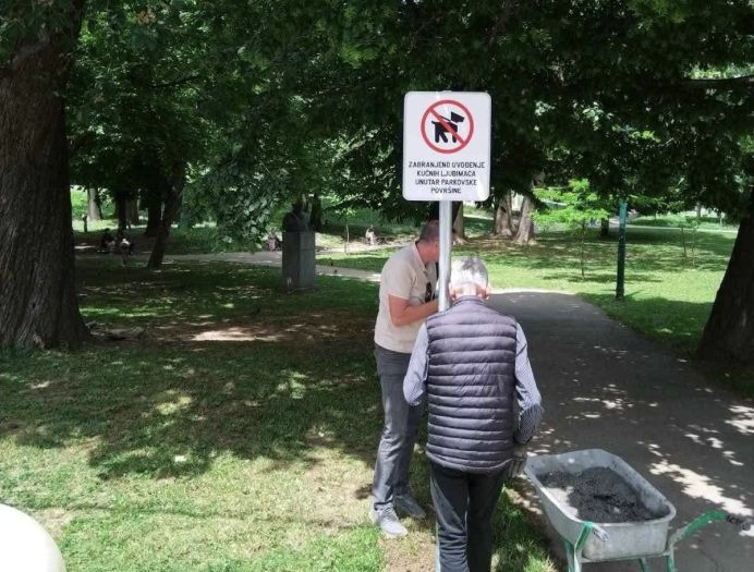 Mandić donio odluku: Psima nije mjesto kod Spomenika ubijenoj djeci