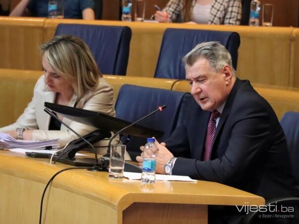 Mandić otkrio ulogu Dodika u aferi Viaduct: Nije ih bilo briga, troše narodni novac!