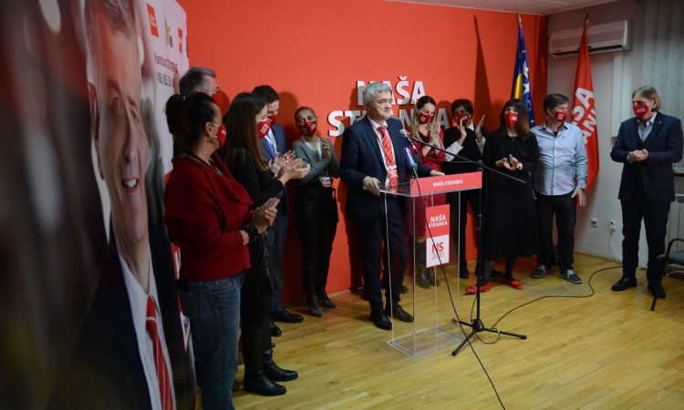 Mandić: Slušati građane, a ne davati velika obećanja