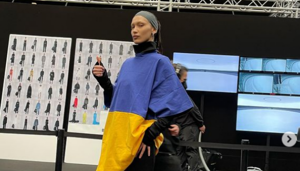 Manekenka Bela Hadid: Na kraju dana nevini život plaćaju za rat, a ne vođe