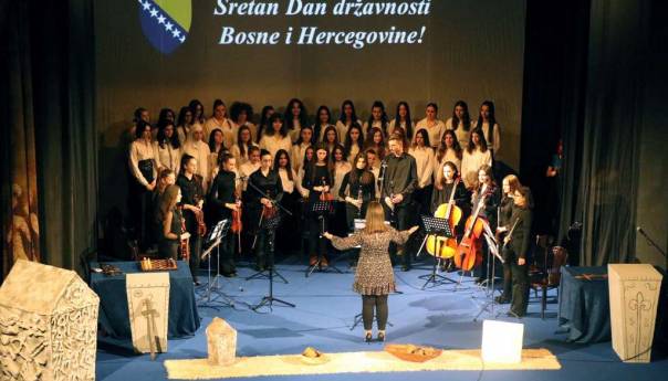 Manifestacija 'Bosno i Hercegovino, moja domovino' skreće pažnju na važnost Dana državnosti BiH