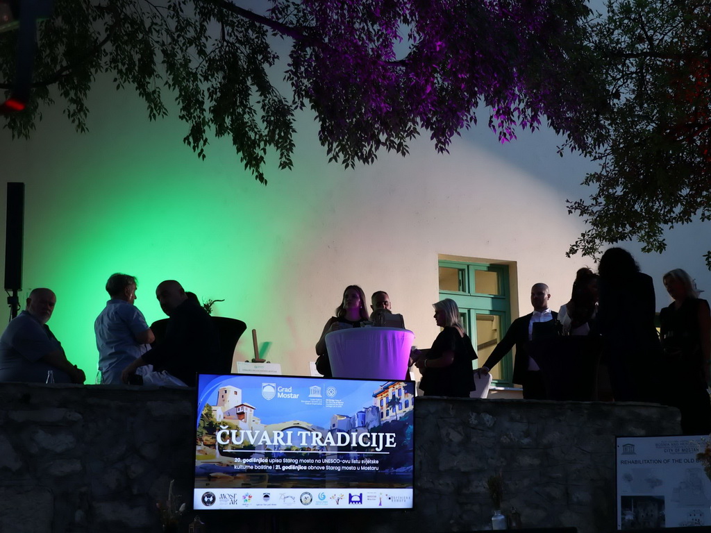 Manifestacijom "Čuvari tradicije" obilježena 20. godišnjica upisa Starog mosta na UNESCO listu