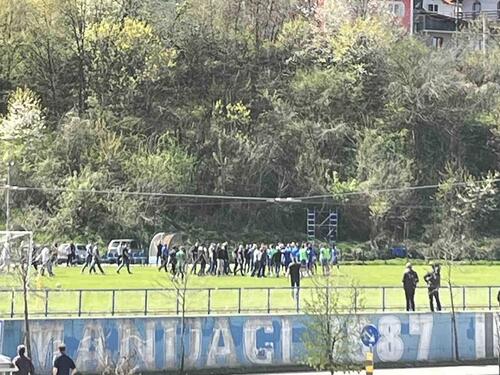 Manijaci prekinuli trening Željezničara