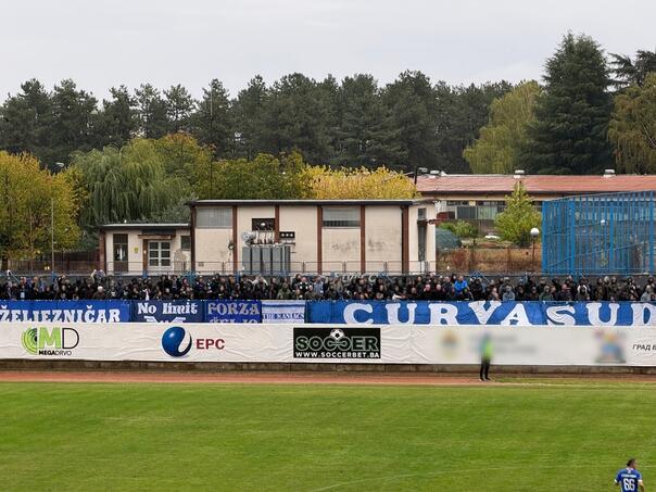 Manijaci vraćeni sa gostovanja, za sve je kriv nesporazum?
