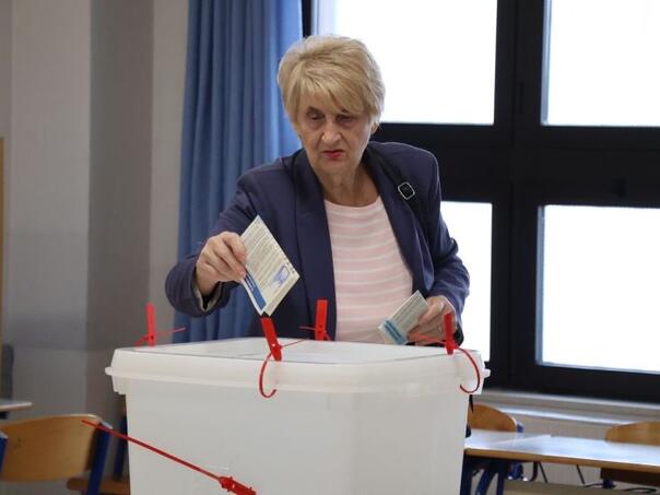 Manji entitet veća izlaznost: U RS-u do 11 sati više glasača nego u FBiH