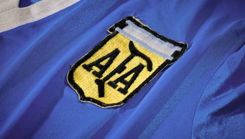 Maradoninn dres u kojem je postigao gol 'Božjom rukom' ide na aukciju
