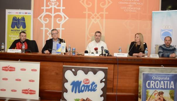 Maratonci u Mostaru trče za djecu sa Down sindromom