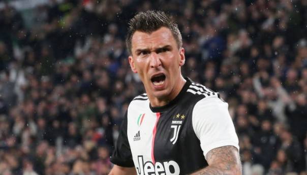 Mario Mandžukić objavio kraj karijere!
