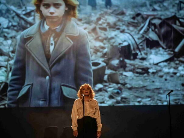 "Marlene Dietrich: pet tačaka optužnice" izvedena na festivalu "Grad teatar" Budva