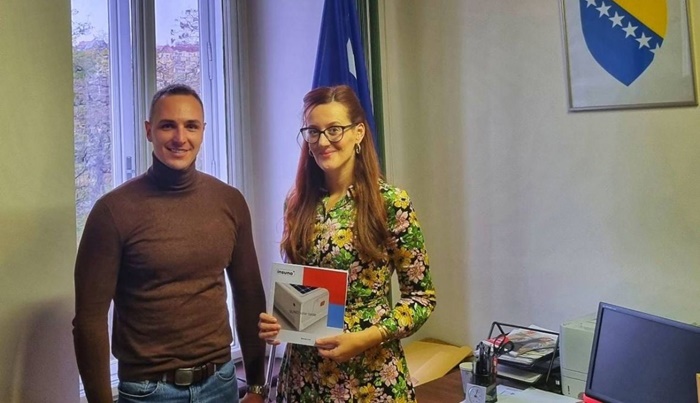 MARTINA MLINAREVIĆ - PODRŠKA MLADIM LJUDIMA