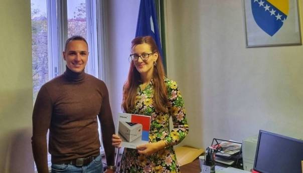 MARTINA MLINAREVIĆ - PODRŠKA MLADIM LJUDIMA