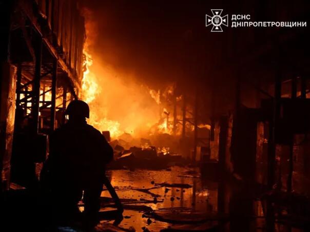 Masovni napad dronovima na Ukrajinu: Rusija gađa Dnjepar i Odesu