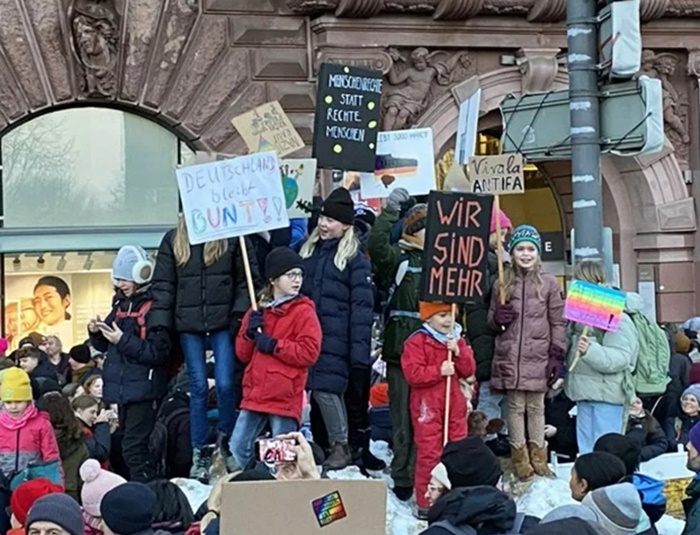 Masovni protesti u Njemačkoj: I danas se na ulicama očekuju desetina hiljada ljudi