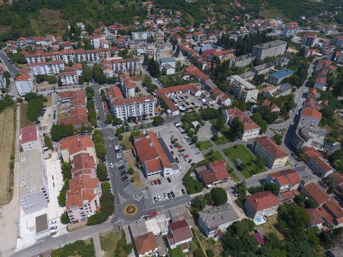 Maturanti u Ljubuškom dobijaju kratkoročnu finansijsku podršku od 300 KM