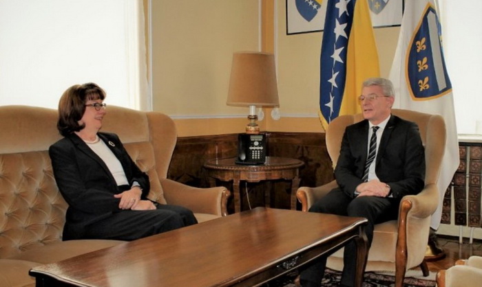 Maureen Cormack u ponedjeljak sa Džaferovićem