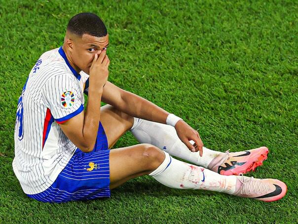 Mbappe izašao iz bolnice, objavom otkrio šta slijedi