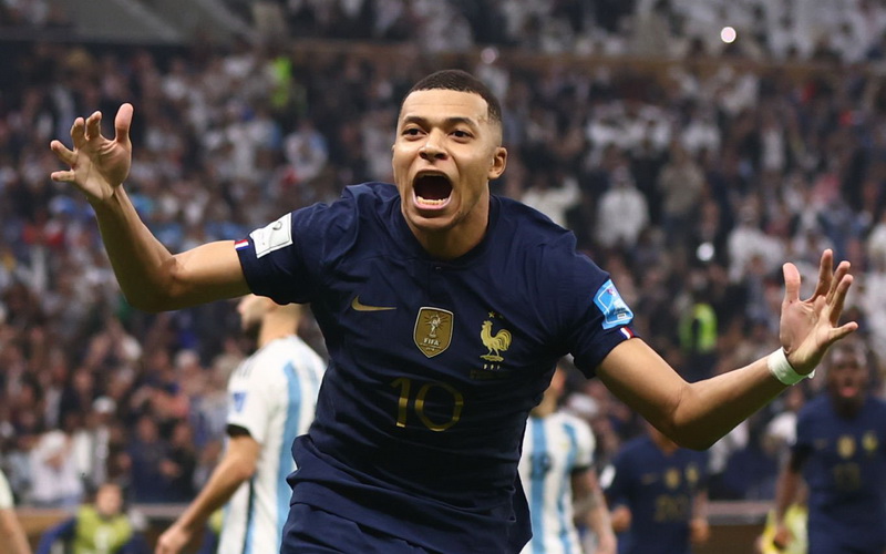Mbappe je drugi igrač s hat-trickom u finalima SP-a!