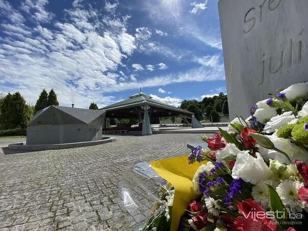 MC Srebrenica: Rezolucija je pravda, negatore izmjestiti iz fokusa pažnje