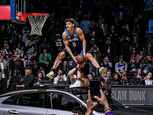 McClung postao prvi trostruki uzastopni šampion zakucavanja u NBA