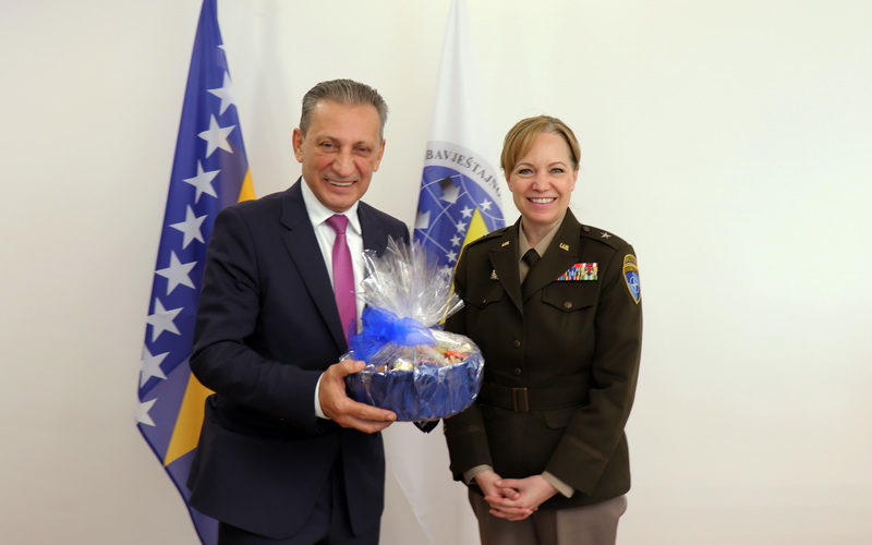 McGaha i Mehmedagić: Odlična saradnja OSA-e i NATO-a