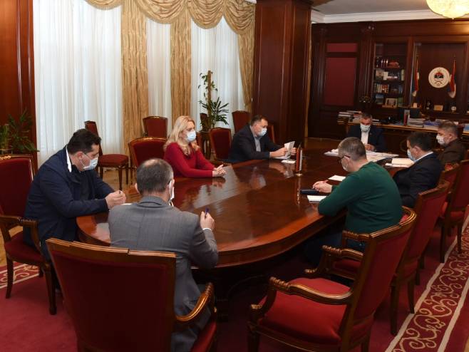 RS: Medicinska struka traži donošenje rigoroznijih mjera