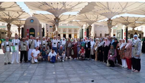 Medina: Buduće hadžije obišle Poslanikovu džamiju