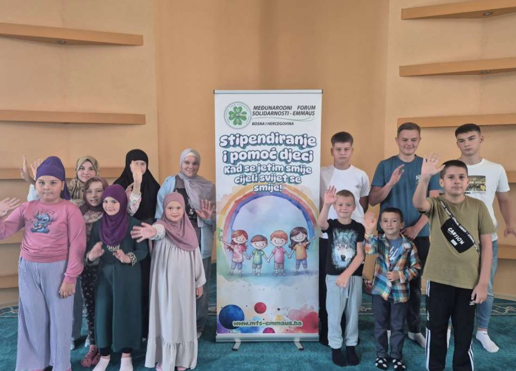 Međunarodni fond solidarnosti podijelio stipendije za 3.000 djece bez roditelja