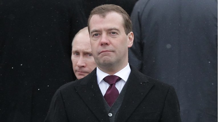 Medvedev: Bilo koje oružje, pa i nuklearno, može se koristiti za odbranu teritorija