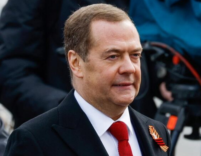 Medvedev: Britanski vojnici u Ukrajini bit će legitimne mete ruskim snagama