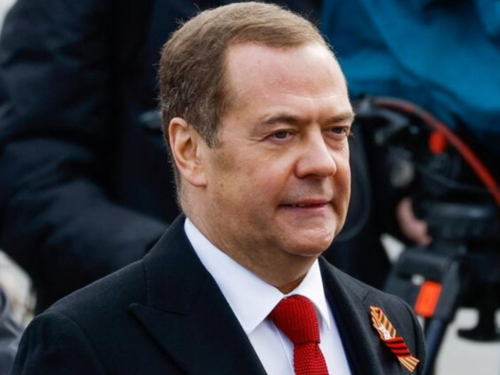 Medvedev: Britanski vojnici u Ukrajini bit će legitimne mete ruskim snagama